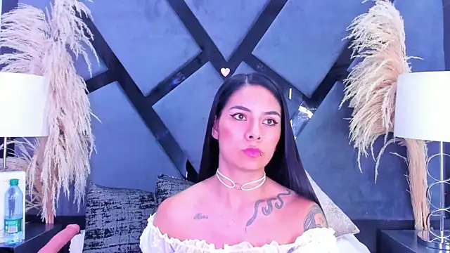 NicoleEsposito Adlı Modelin Canlı XXX Sohbeti