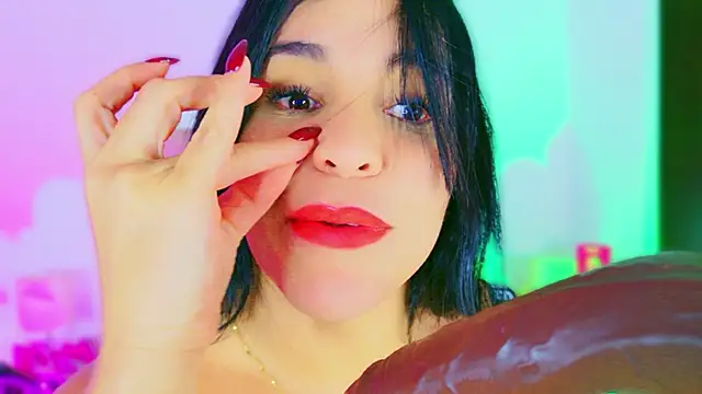 CharlootteEvans Chat XXX in diretta