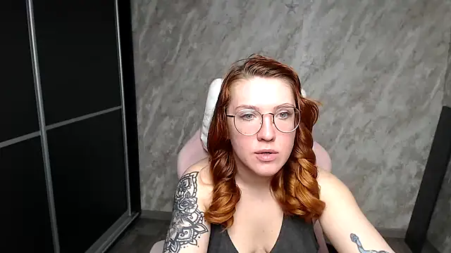 Chat XXX en directo de Reginasmilee