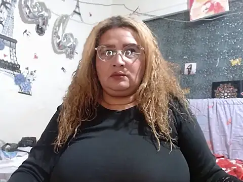 Chat XXX ao vivo de Perla1981--