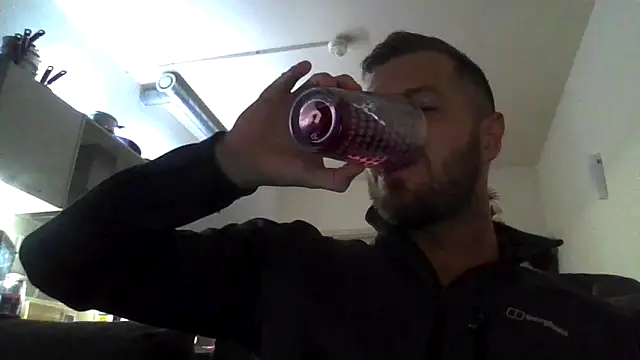 Chat +18 de cheekycherryx ao vivo