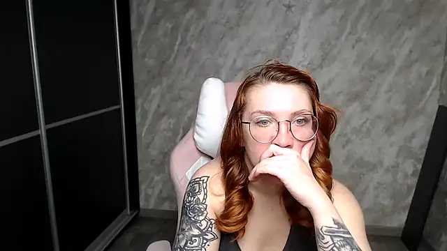 Reginasmilee – Naživo XXX chat