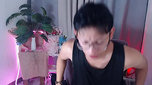 pinkcock_froi2305 在線直播表演