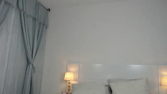 دردشة alliee_mod الجنسية المباشرة