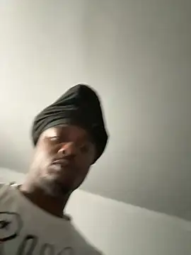 MIGHTYDEMONXXX élő XXX-chatje