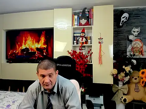 SpartacusDaddy48 Webcam show