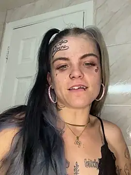 Chat XXX Live IttyBittyStonie