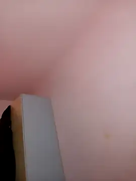 XXX chat uživo modela Enzo9911