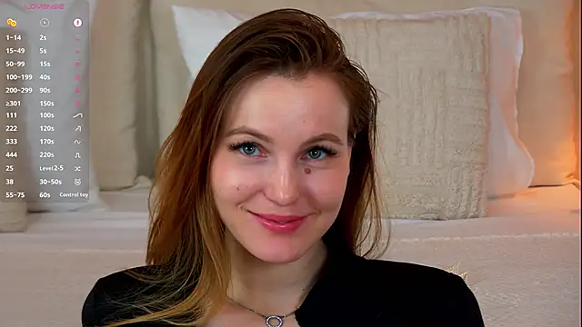 YungTessa Chat XXX in diretta