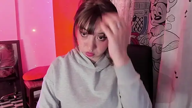 Scarlett__Cooper__  のライブXXXチャット