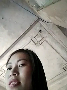 Chat XXX en directo de Hani-i