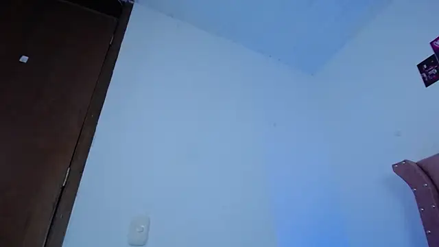 Atenea_Luxx's Live XXX Chat