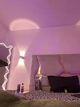 EVAN_TAY's Live Chat Room