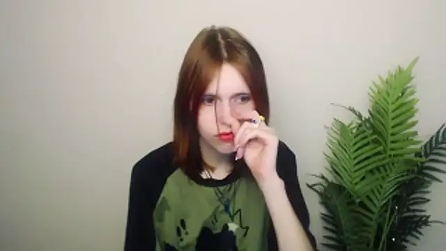 XXX chat uživo modela GuessMe___