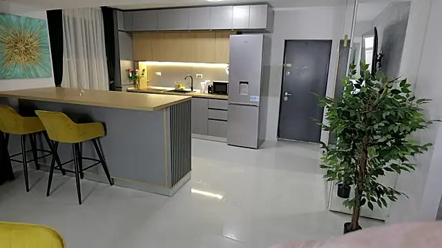 alisonita_ Adlı Modelin Canlı XXX Sohbeti