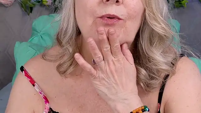 Kaitlyn_Winters' Live Sex Cam Show