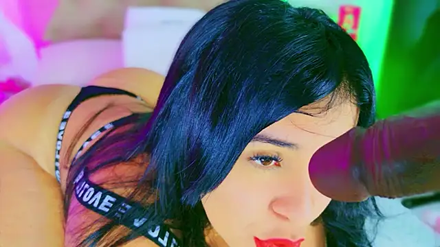 CharlootteEvans Chat XXX live