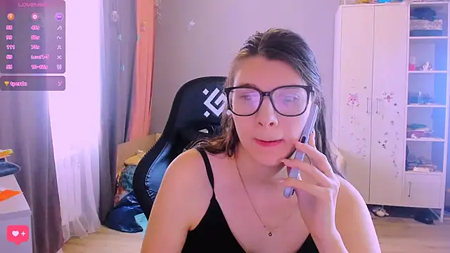 MollyLollipop Chat XXX live