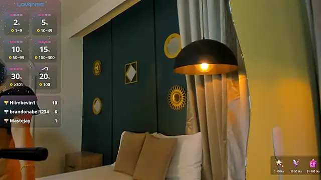 lia_sexx19: онлайн-секс-чат