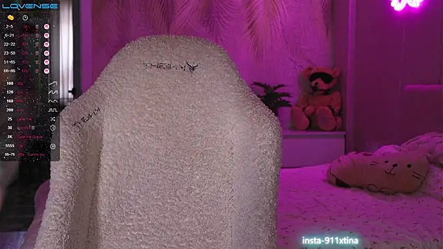 Break-me-Shake-me Chat XXX in diretta