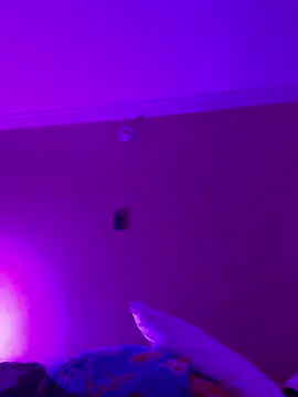 Chat +18 de aurora_divine ao vivo