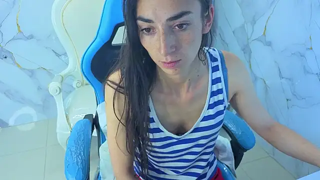 Maily_a_ Chat XXX in diretta