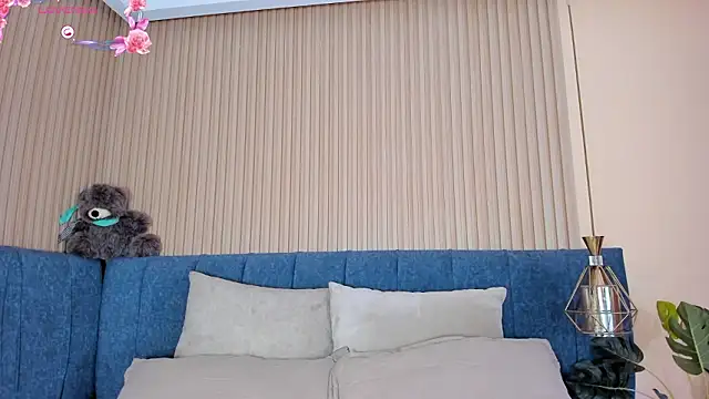 Chat +18 de kathecute__ ao vivo