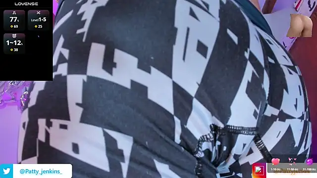 Show modela pattyjenkinss na web-kameri