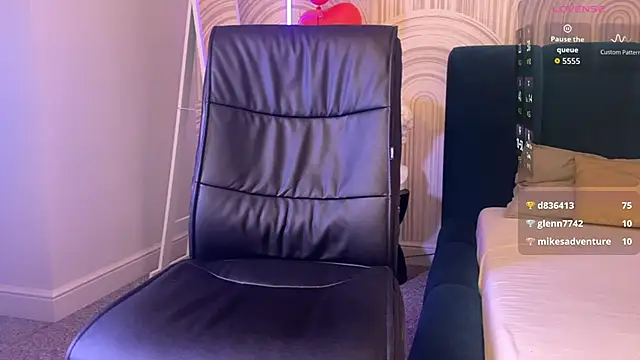 Chat +18 de viviann_evans ao vivo