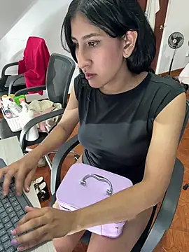 عرض كام Violet_rousse7