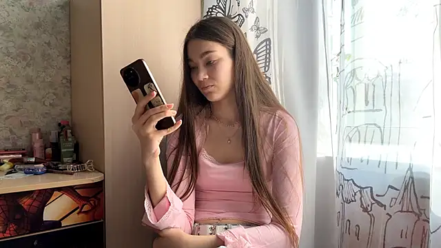 Cuteviola Adlı Modelin Canlı XXX Sohbeti