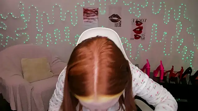 Katrys Adlı Modelin Canlı XXX Sohbeti