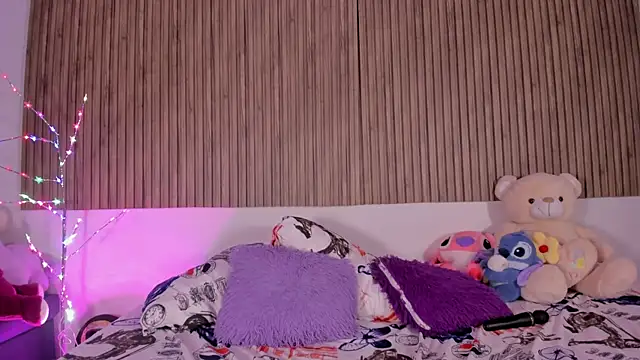 Hayley-Fox's Live XXX Chat