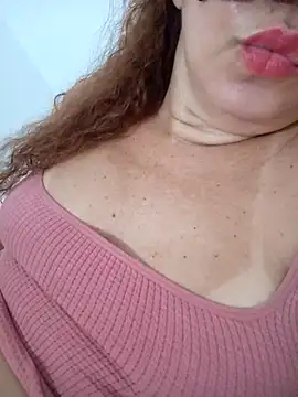 SOLTEIRASIGILOのライブXXXチャット