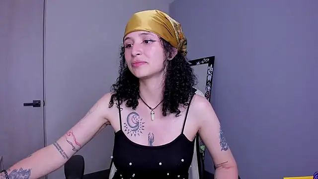 XXX chat uživo modela valentina_27