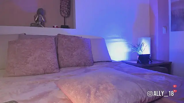 Ally_addams' Live XXX Chat
