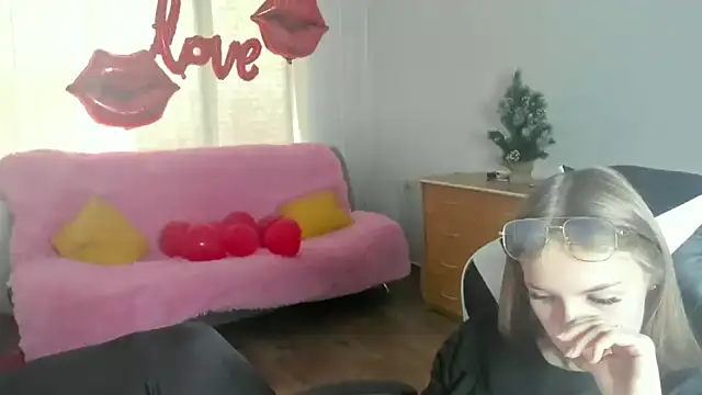 XXX chat uživo modela HitGyrl