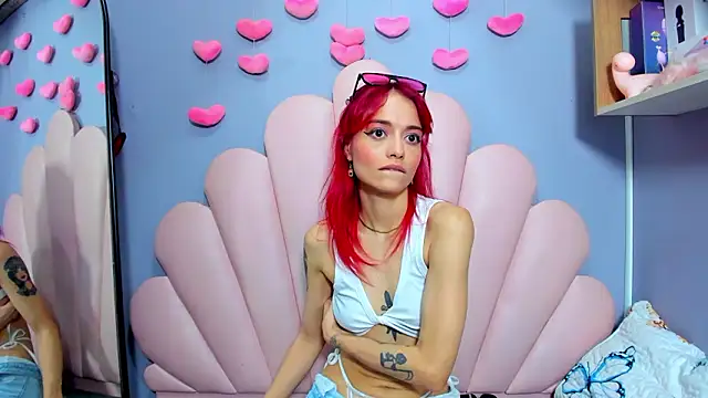 luci_miller: απευθείας συνομιλία ΧΧΧ