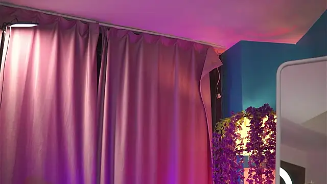 ElyssawetXX's Live XXX Chat