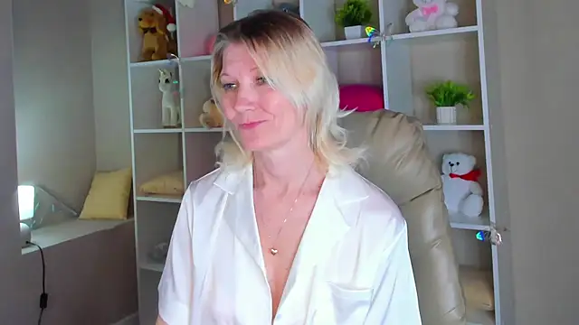 Julie_Lucas élő XXX-chatje