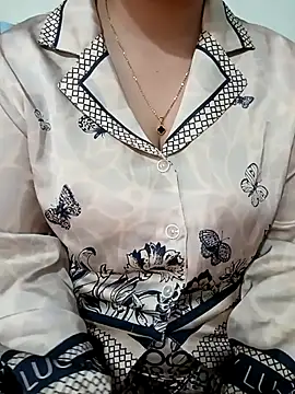 Emily-lonely: απευθείας συνομιλία ΧΧΧ