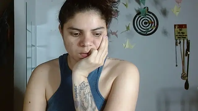 karoll8: απευθείας συνομιλία ΧΧΧ