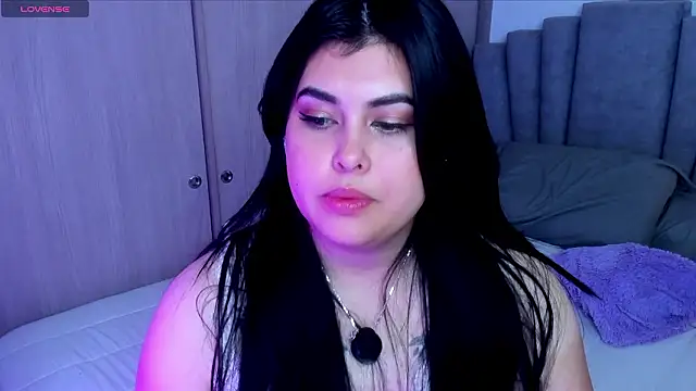 Nannicutee: απευθείας συνομιλία ΧΧΧ