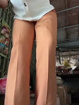 YANINA120 Chat XXX in diretta