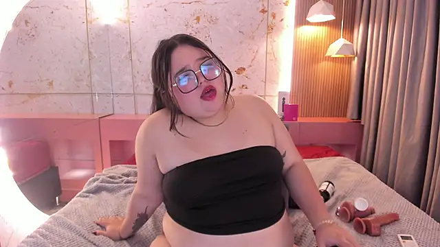 Lushi_Love 现场XXX聊天