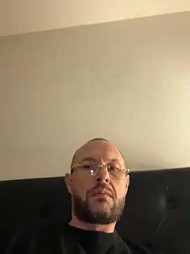 XXX chat uživo modela Guitccch