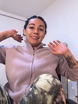 Chat +18 de camii_7 ao vivo