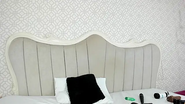 MarcelaCortes Chat XXX live