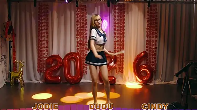 Chat XXX en directo de yznt-dudu