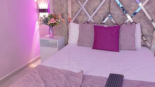 Chat +18 de JaneeDaviss ao vivo